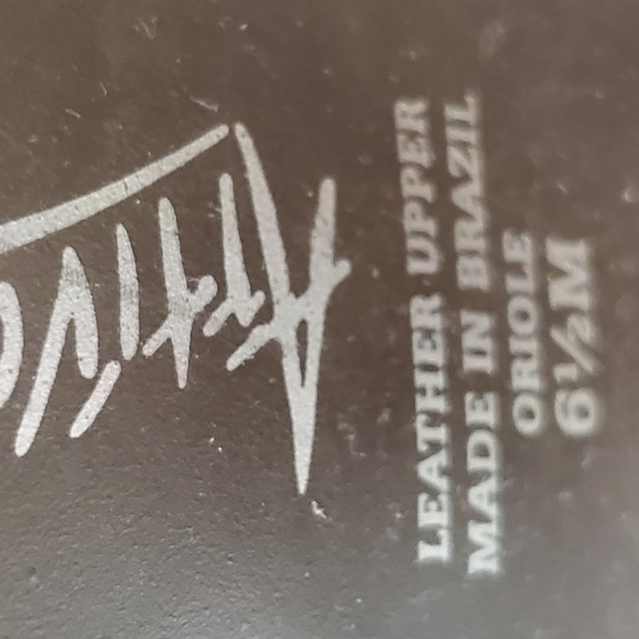 Artiva size 6.5 denim/leather combo heeled ankle boot - Picture 5 of 12